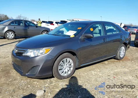 2014 Toyota Camry Le z USA, uszkodzony, nr VIN 4T4BF1FK0ER340627